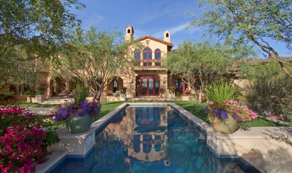 Biltmore Residence outdoor living designed by Paul Lauren Designs, Phoenix, Arizona