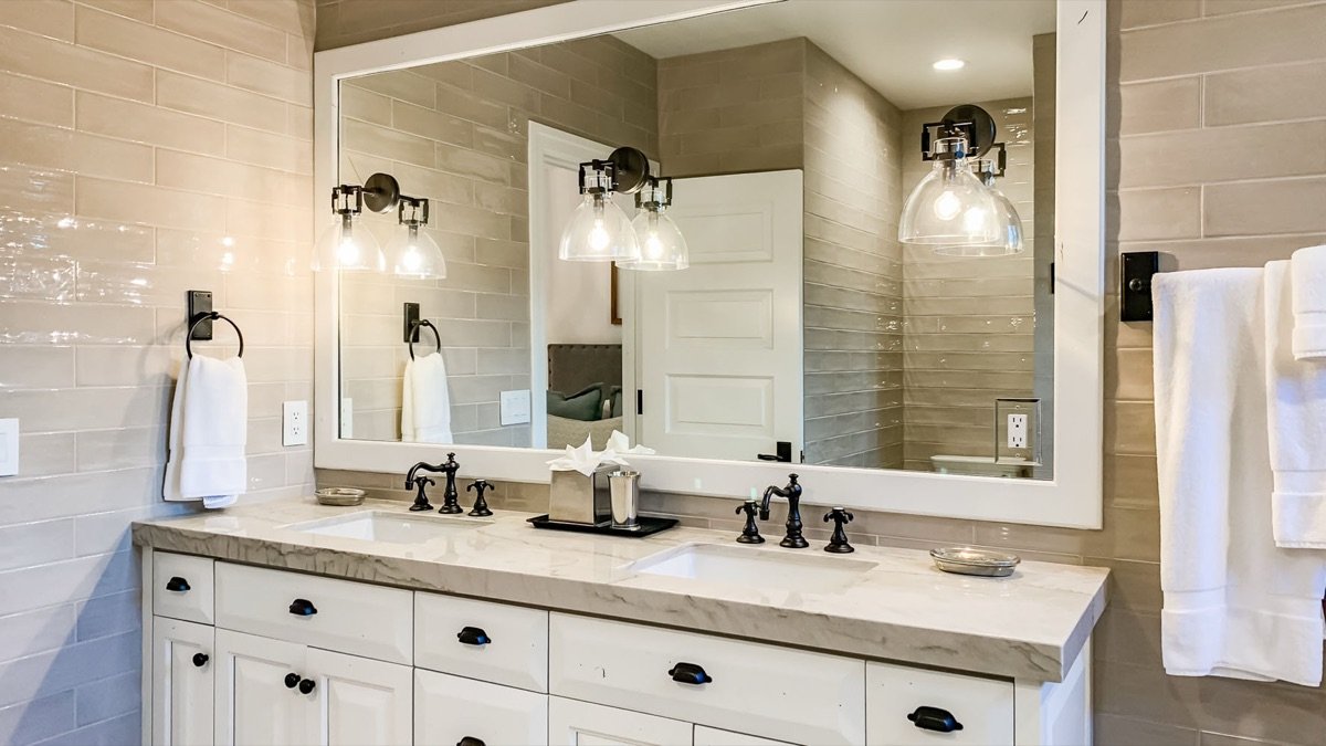 Cabin on the Fairway interior designed by Paul Lauren Designs, Coeur d'Alene Lake, Idaho, view 27